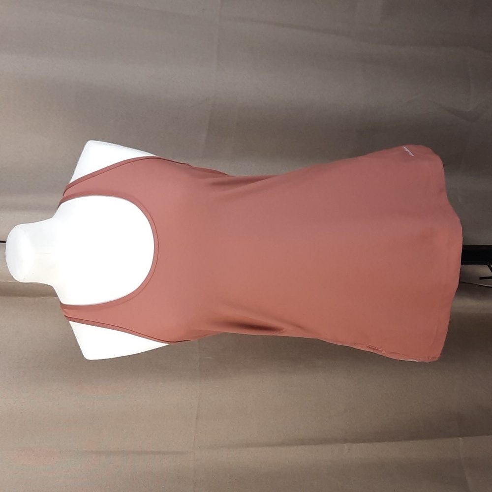 Eddie Bauer light mauve pink Free Dry athletic racerback tank top, size medium